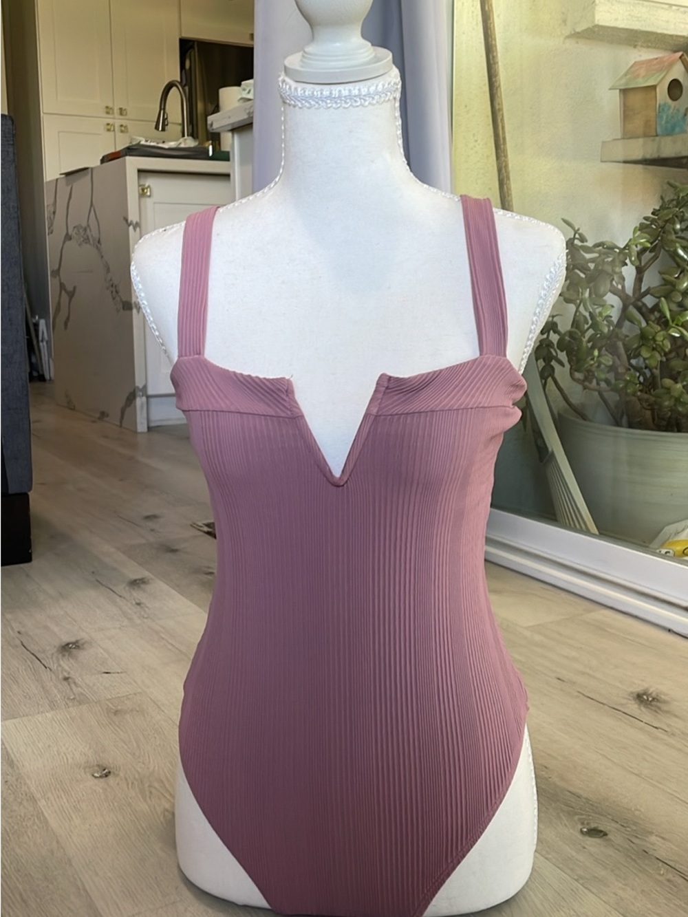 L Space Cha Cha Pointelle Rib On Piece Swimsuit Size 10